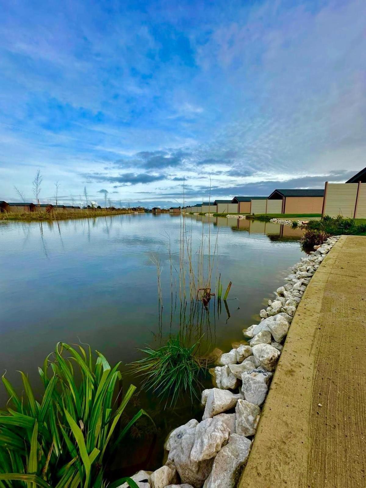 Lakeside Fishing Retreats Бостон Номер фото
