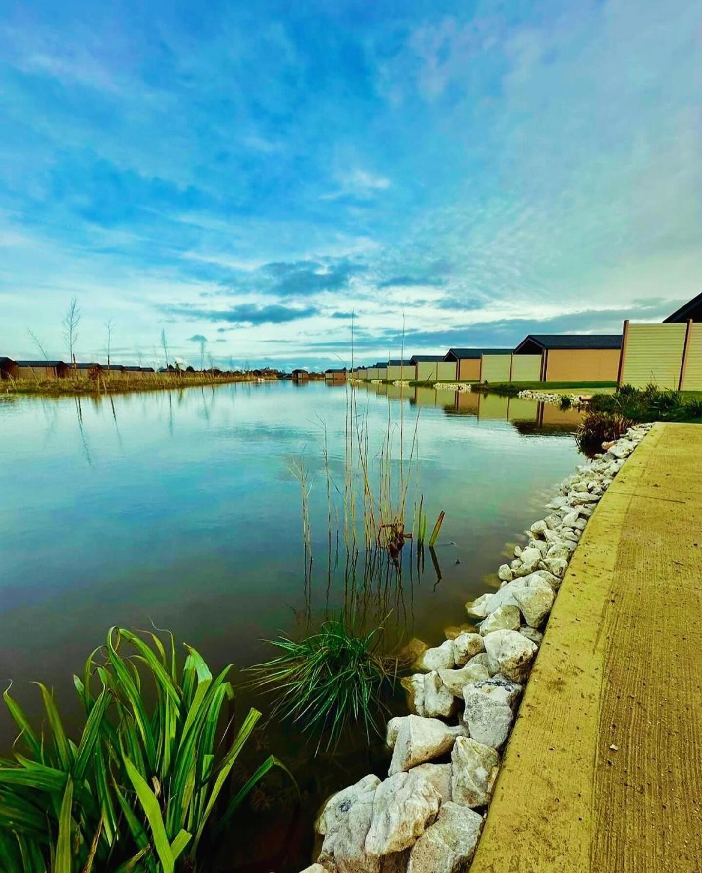 Lakeside Fishing Retreats Бостон Номер фото