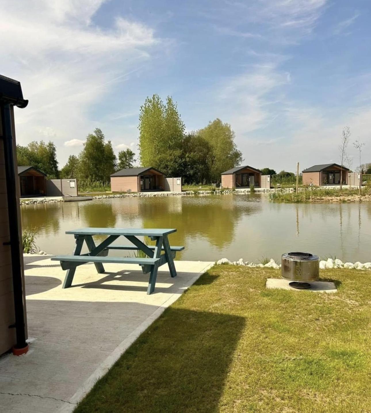 Lakeside Fishing Retreats Бостон Номер фото